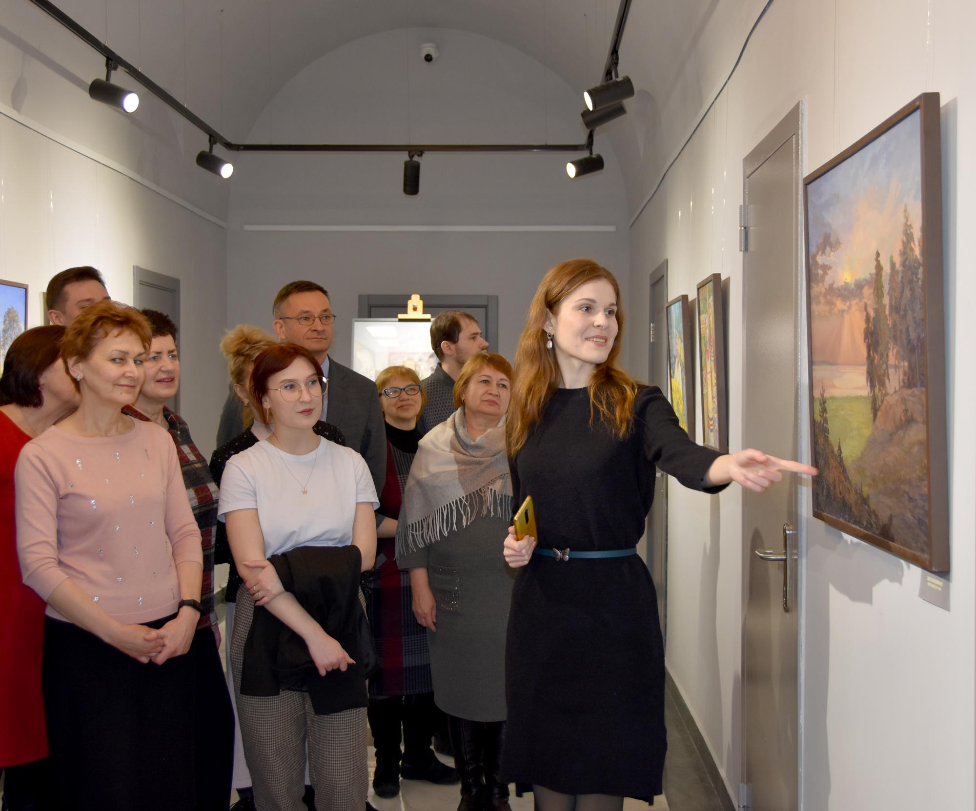 POZIS  провел очередную выставку  в заводской художественной  галерее