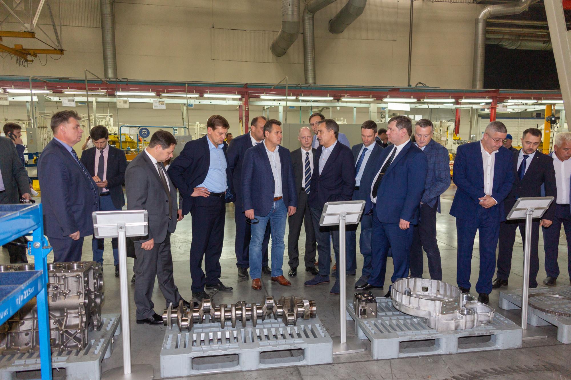 ДЕЛЕГАЦИЯ АО «КОНЦЕРН «АВТОМАТИКА» НА «КАМАЗЕ» ДЕЛЕГАЦИЯ АО «КОНЦЕРН «АВТОМАТИКА» НА «КАМАЗЕ»