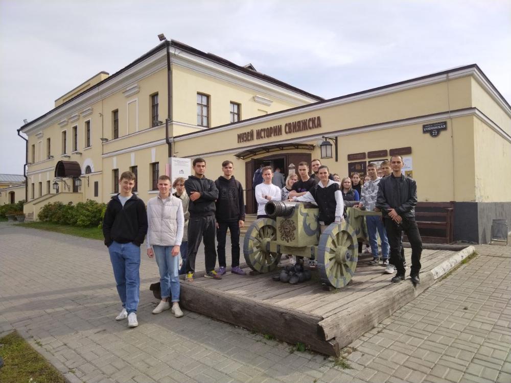 POZIS организовал экскурсию для студентов POZIS организовал экскурсию для студентов