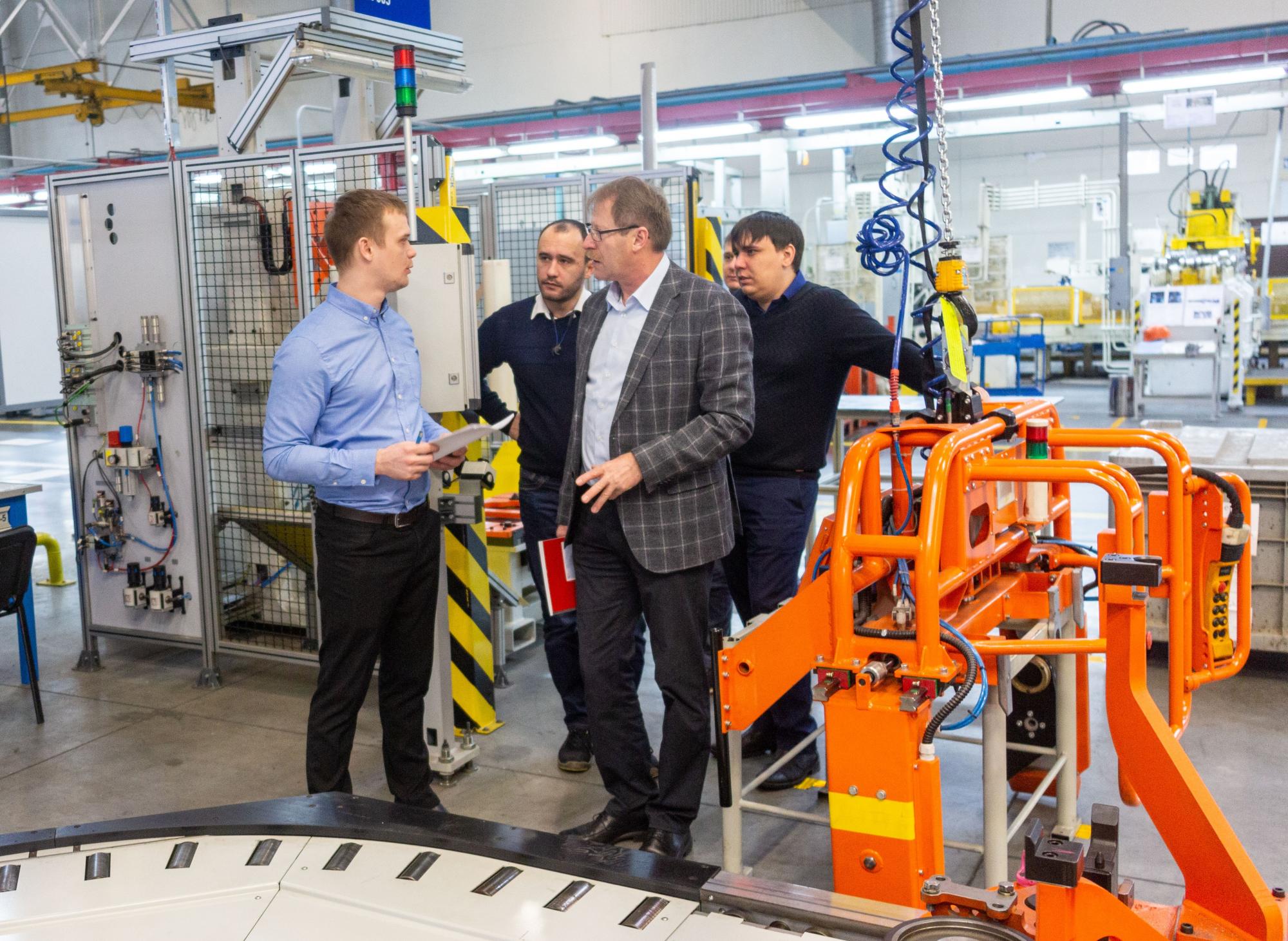 ДЕЛЕГАЦИЯ THYSSENKRUPP НА «КАМАЗЕ»