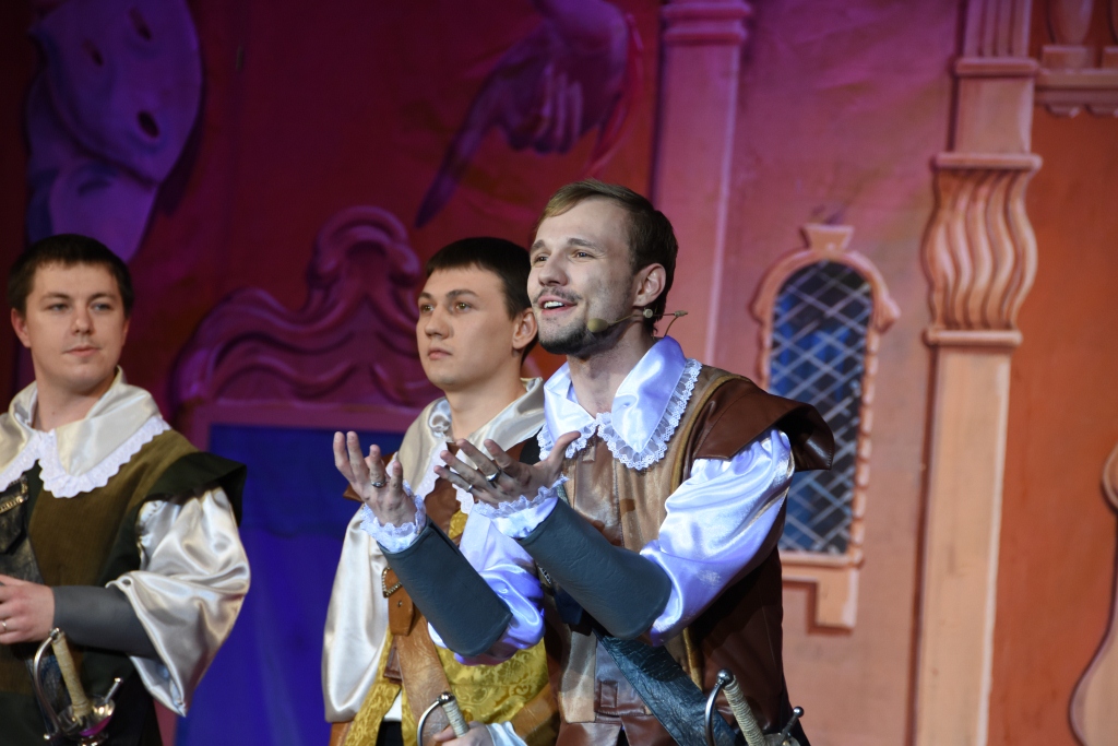 POZIS поощрил передовиков производства в честь 8 марта POZIS поощрил передовиков производства в честь 8 марта
