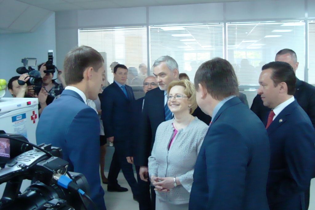 Руководитель Минздрава РФ высоко оценила разработки POZIS