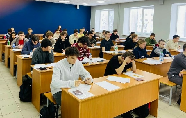 В феврале состоялись теоретический тур Московской олимпиады школьников по химии, олимпиады «Гранит науки», «Звезда» и «ТИИМ» В феврале состоялись теоретический тур Московской олимпиады школьников по химии, олимпиады «Гранит науки», «Звезда» и «ТИИМ»
