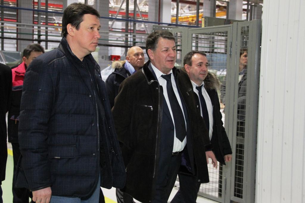 POZIS продемонстрировал производственный потенциал индустриальному директору Ростеха Сергею Абрамову
