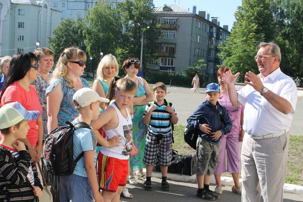 POZIS открыл лето для детей заводчан POZIS открыл лето для детей заводчан
