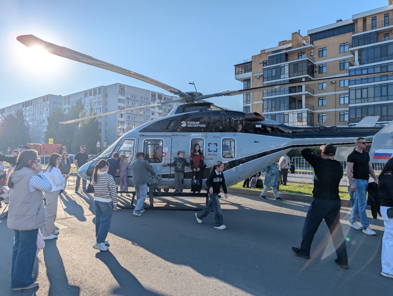 Вертолет Ансат был представлен в Нижнекамске на праздновании Дня города Вертолет Ансат был представлен в Нижнекамске на праздновании Дня города
