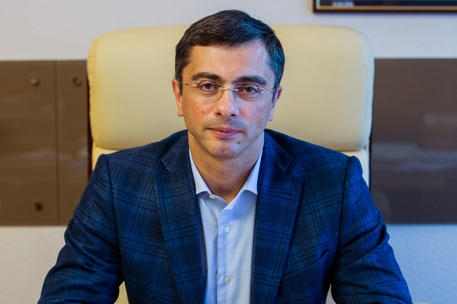 Поздравление Владимира Гутенева с Днем машиностроителя