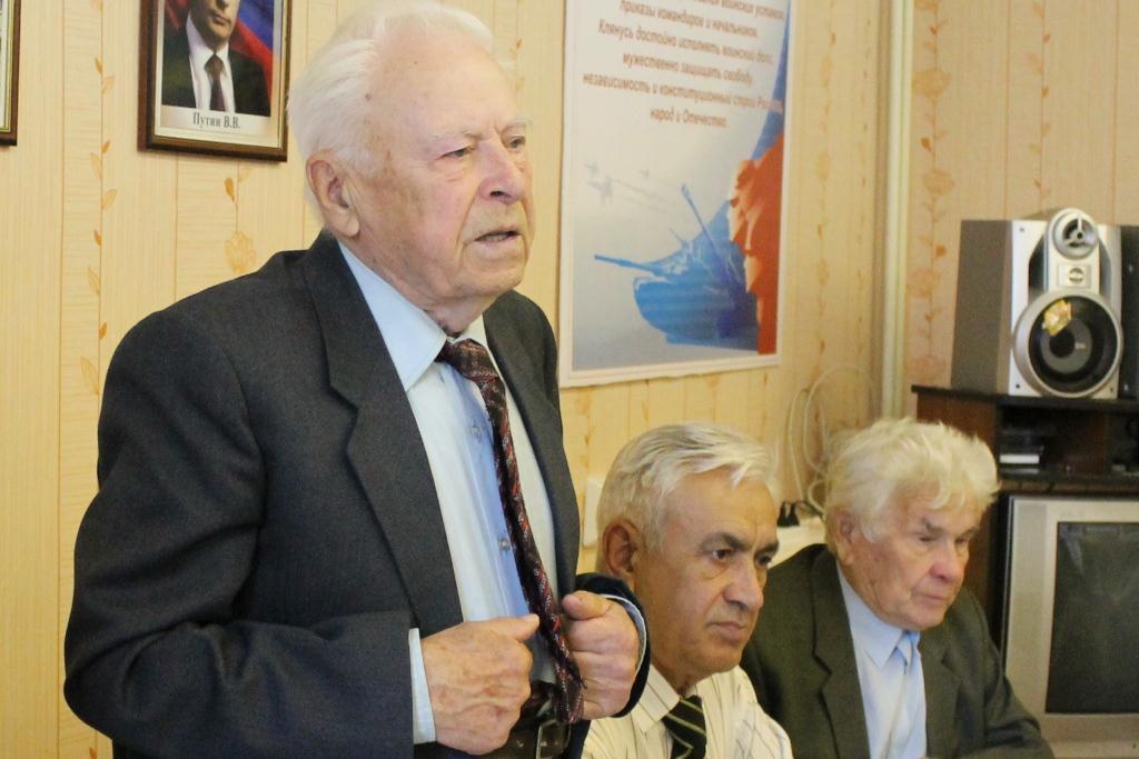 POZIS поздравил ветеранов с Днем пожилого человека