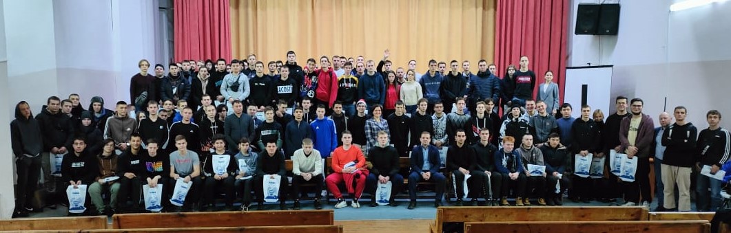 «КАМАЗ» принял участников проекта «Больше, чем работа» «КАМАЗ» принял участников проекта «Больше, чем работа»