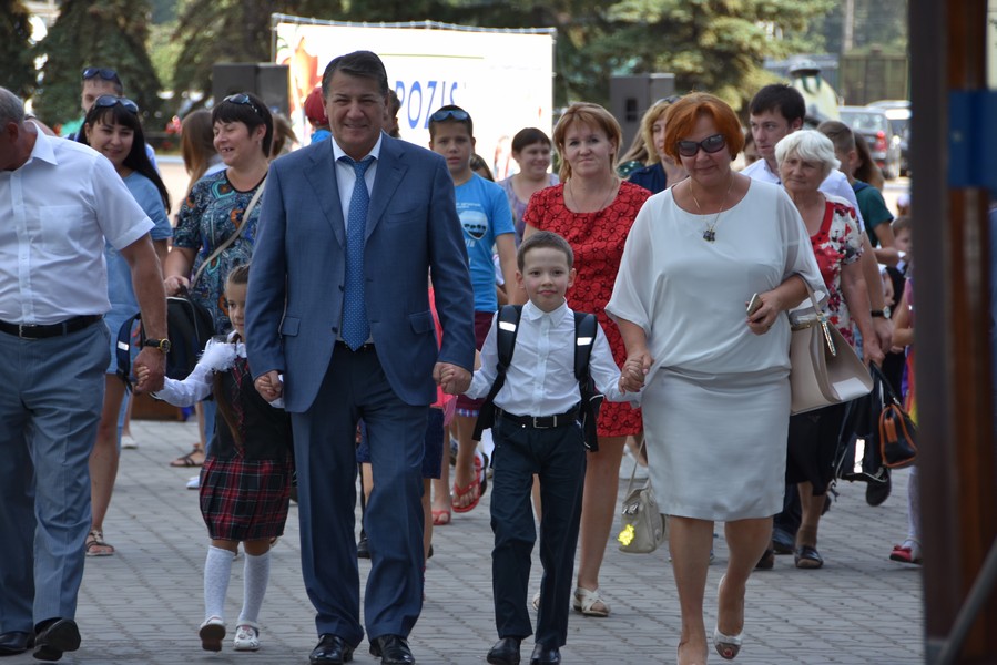 POZIS выделил более полумиллиона рублей для будущих первоклассников