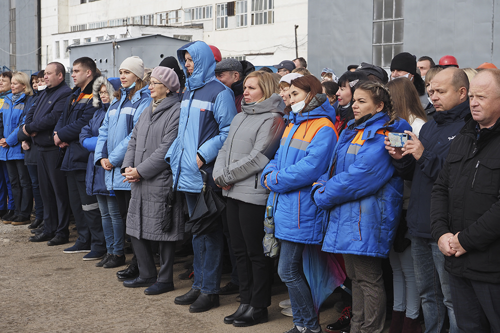 Торжественная церемония спуска на воду малого ракетного корабля проекта 21631 «Град» 