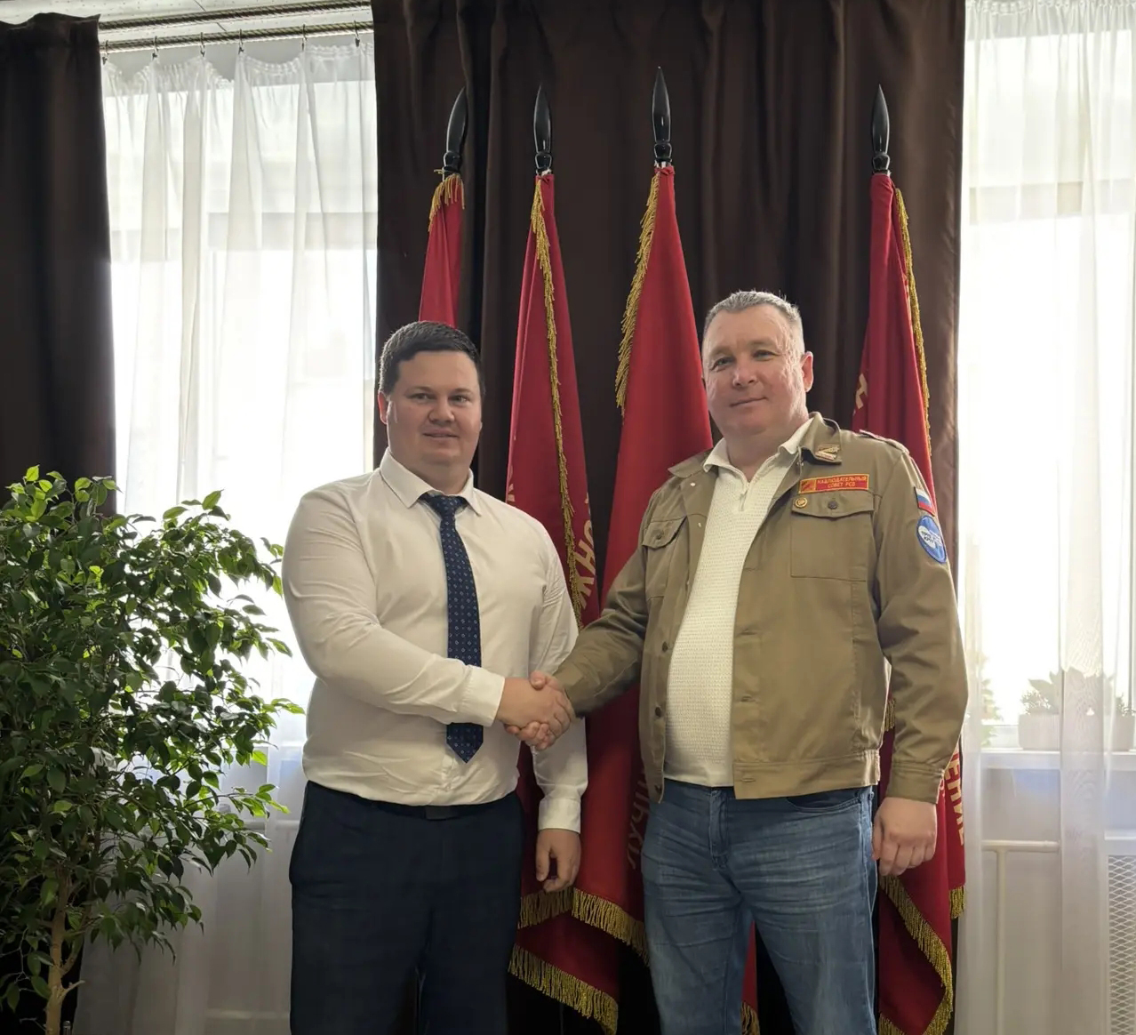 В Татарстане обсудили новые горизонты сотрудничества со студенческими отрядами В Татарстане обсудили новые горизонты сотрудничества со студенческими отрядами
