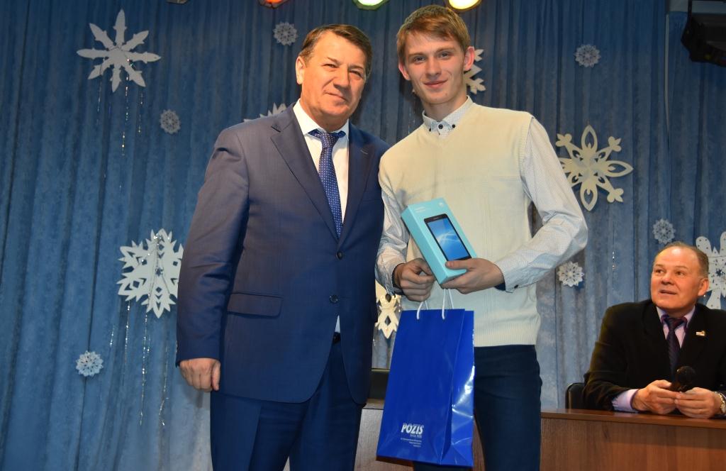 POZIS поощрил студентов Зеленодольского ресурсного центра – участников чемпионата WorldSkills POZIS поощрил студентов Зеленодольского ресурсного центра – участников чемпионата WorldSkills