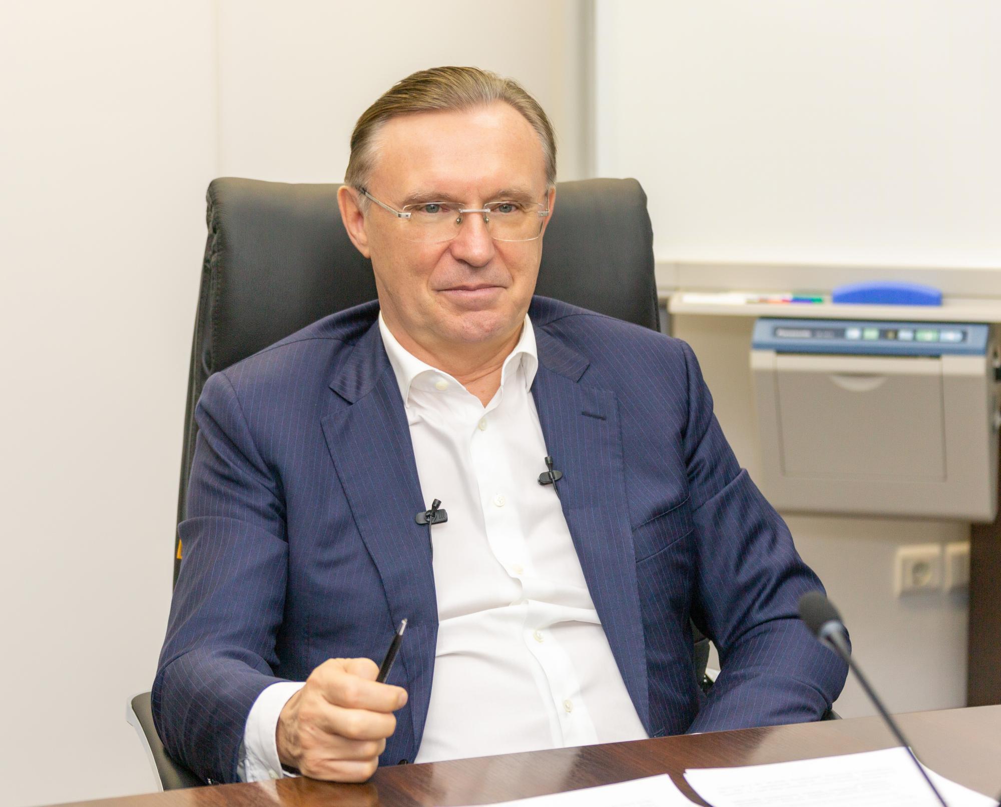 ГЕНЕРАЛЬНЫЙ ДИРЕКТОР «КАМАЗА» ДАЛ ИНТЕРВЬЮ НАКАНУНЕ ЮБИЛЕЯ КОМПАНИИ ГЕНЕРАЛЬНЫЙ ДИРЕКТОР «КАМАЗА» ДАЛ ИНТЕРВЬЮ НАКАНУНЕ ЮБИЛЕЯ КОМПАНИИ