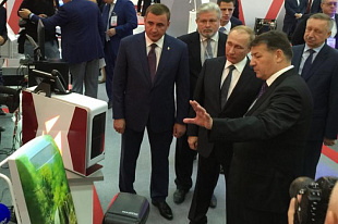 Председатель Татарстанского СМР представил Президенту Владимиру Путину разработки POZIS