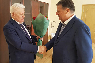 Машиностроители республики поздравили директора Зеленодольского механического колледжа с юбилеем