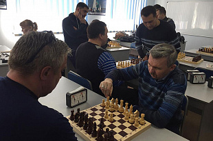 Личное первенство завода по шахматам и шашкам
