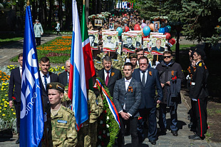 На заводе «ПОЗиС» прошло чествование ветеранов и лучших работников